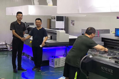 UV打印机技术在玻璃印刷上有何应用？