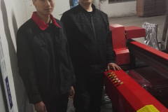 UV打印机中UV灯的主要作用是什么呢？